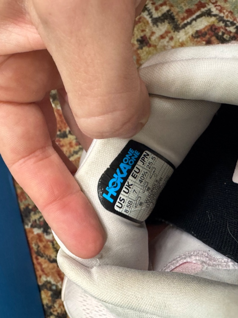 HOKA Bondi 8 running shoes - Picture 5 of 7